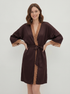 "Classique" šilkinio satino chalatas (šokolado spalvos su sendinto aukso nėriniais)